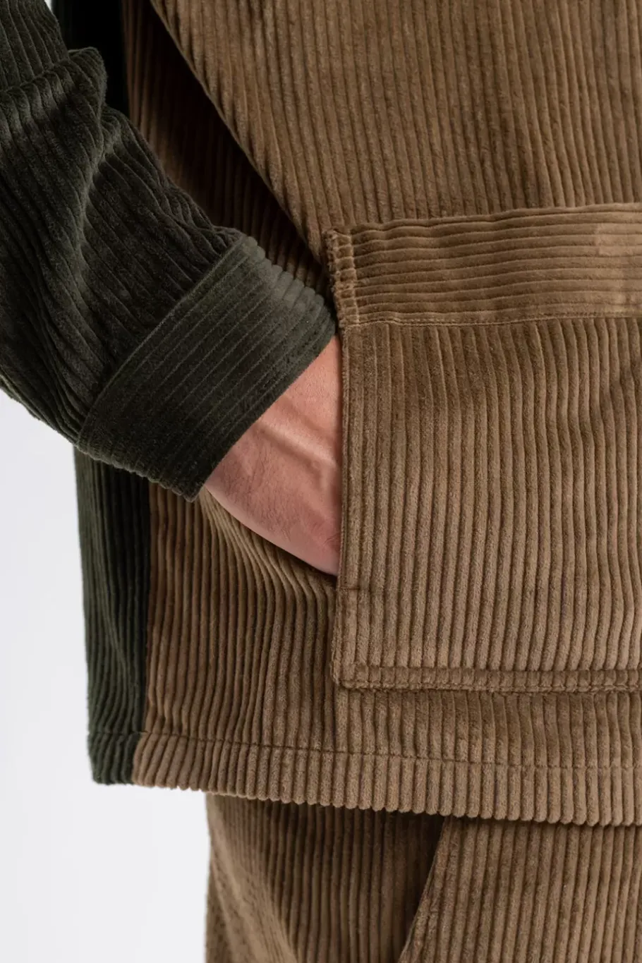 Best Rotholz Cordjacke Aus Bio-Baumwolle Beige / Oliv