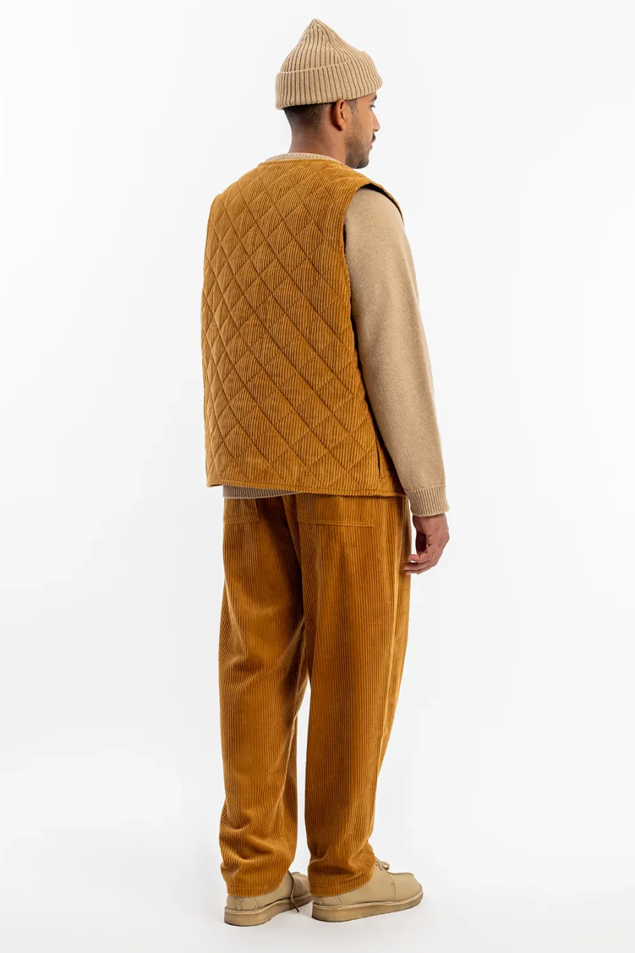 New Rotholz Gesteppte Cord Weste - Toffee